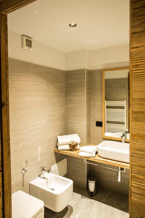 Alpine Rooms Guesthouse Breuil-Cervinia Dış mekan fotoğraf