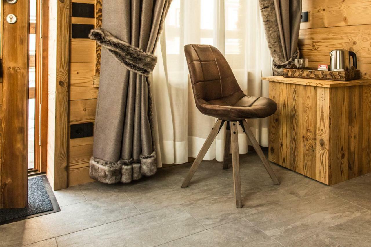 Alpine Rooms Guesthouse Breuil-Cervinia Dış mekan fotoğraf