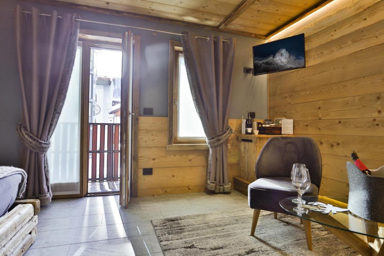 Alpine Rooms Guesthouse Breuil-Cervinia Dış mekan fotoğraf